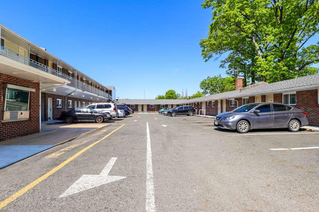 Americas Best Value Inn Avenel Woodbridge Ngoại thất bức ảnh