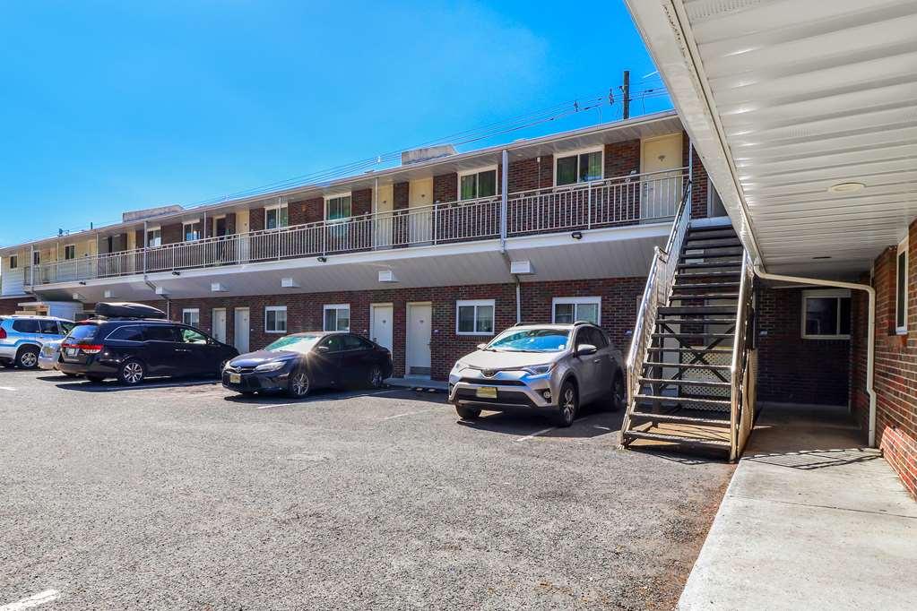 Americas Best Value Inn Avenel Woodbridge Ngoại thất bức ảnh