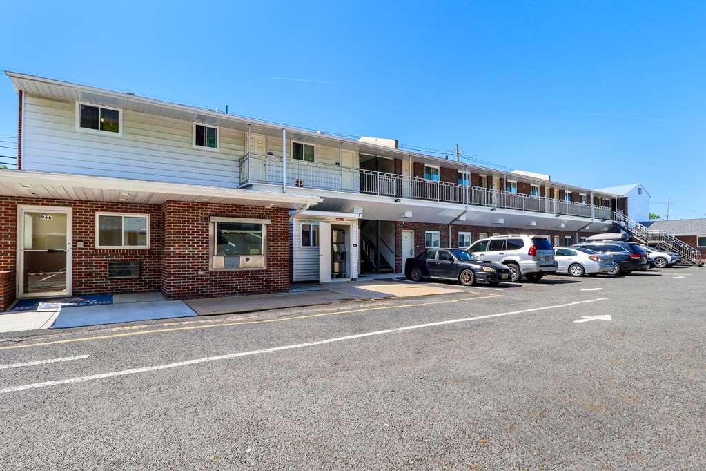 Americas Best Value Inn Avenel Woodbridge Ngoại thất bức ảnh